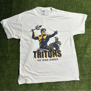 Y2K UCSD university California San Diego Tritons mascot shirt large